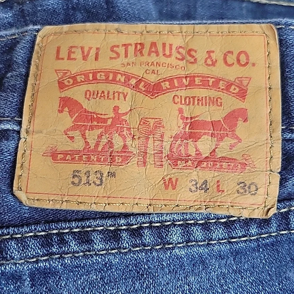 LEVI'S MEN'S 513 DENIM JEANS SIZE 34